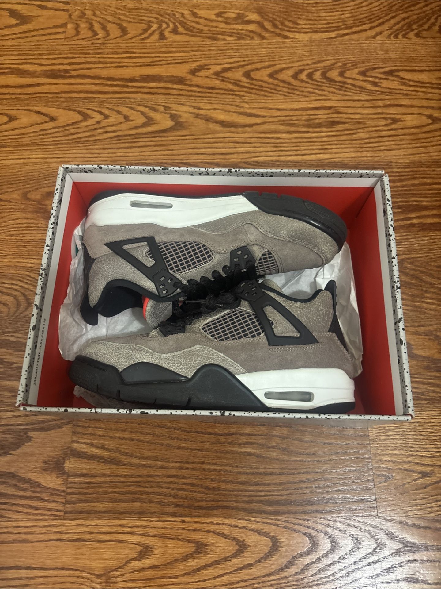 Jordan 4 Retro Taupe Haze