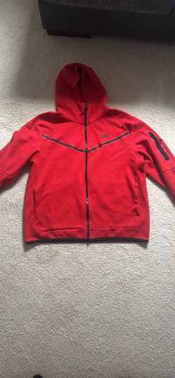 Nike Tech