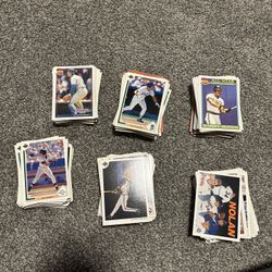 Upper deck 1991 and tops 40 vintage baseball cards 