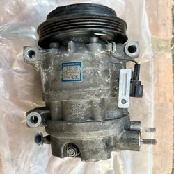 Infiniti G35 AC Compressor