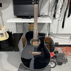 Yamaha Guitar 