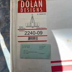 Light fixture / Chandeliers