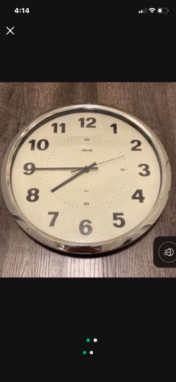 14" Salton Quartz Silver Wall Clock