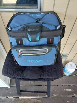 Titan lunchbox