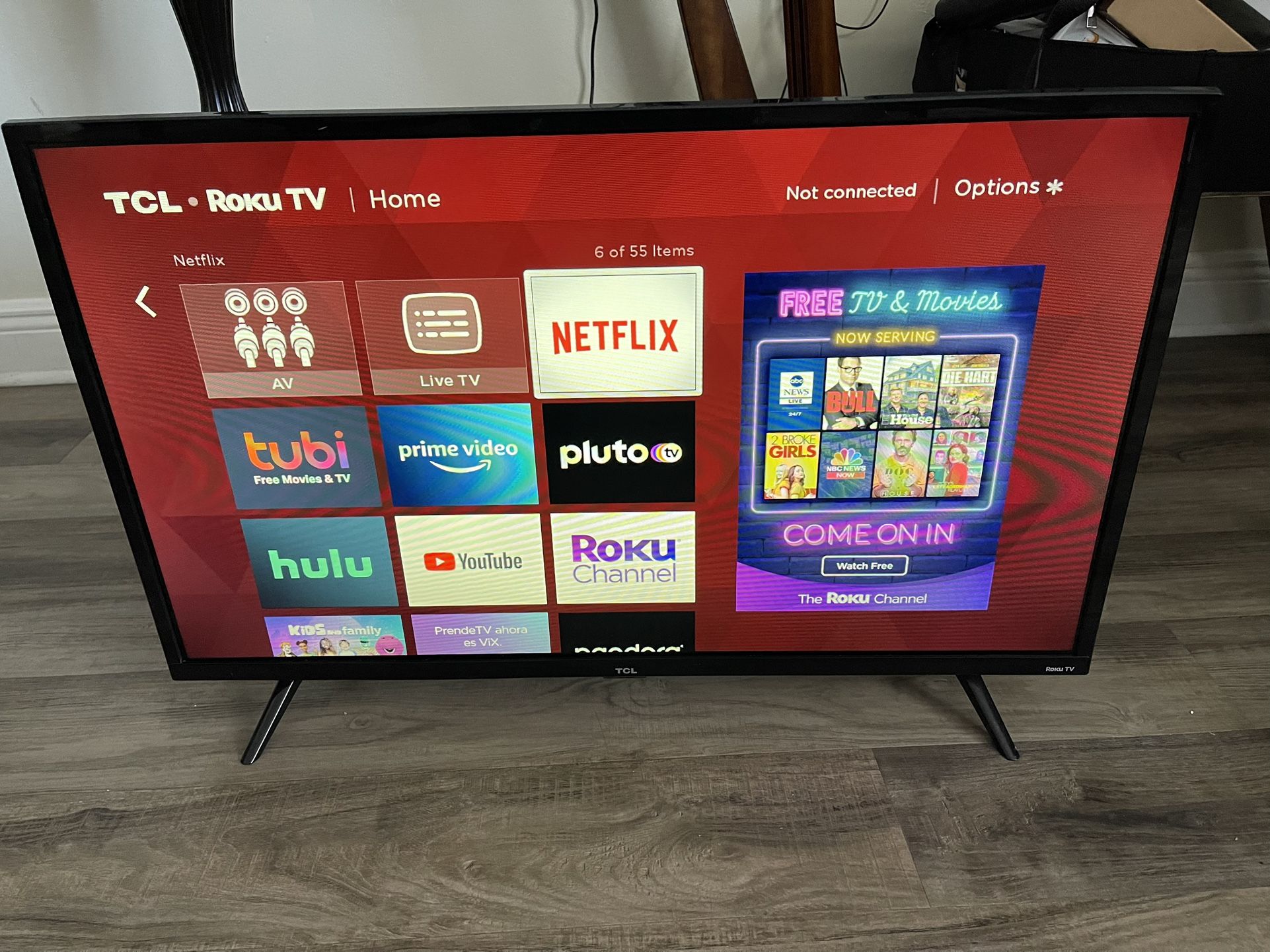 TCL 43” Roku Smart TV 4K UHD HDR With New Remote Control $100 Firm On Price