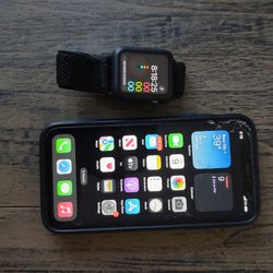 iPhone XR And Apple Watch 