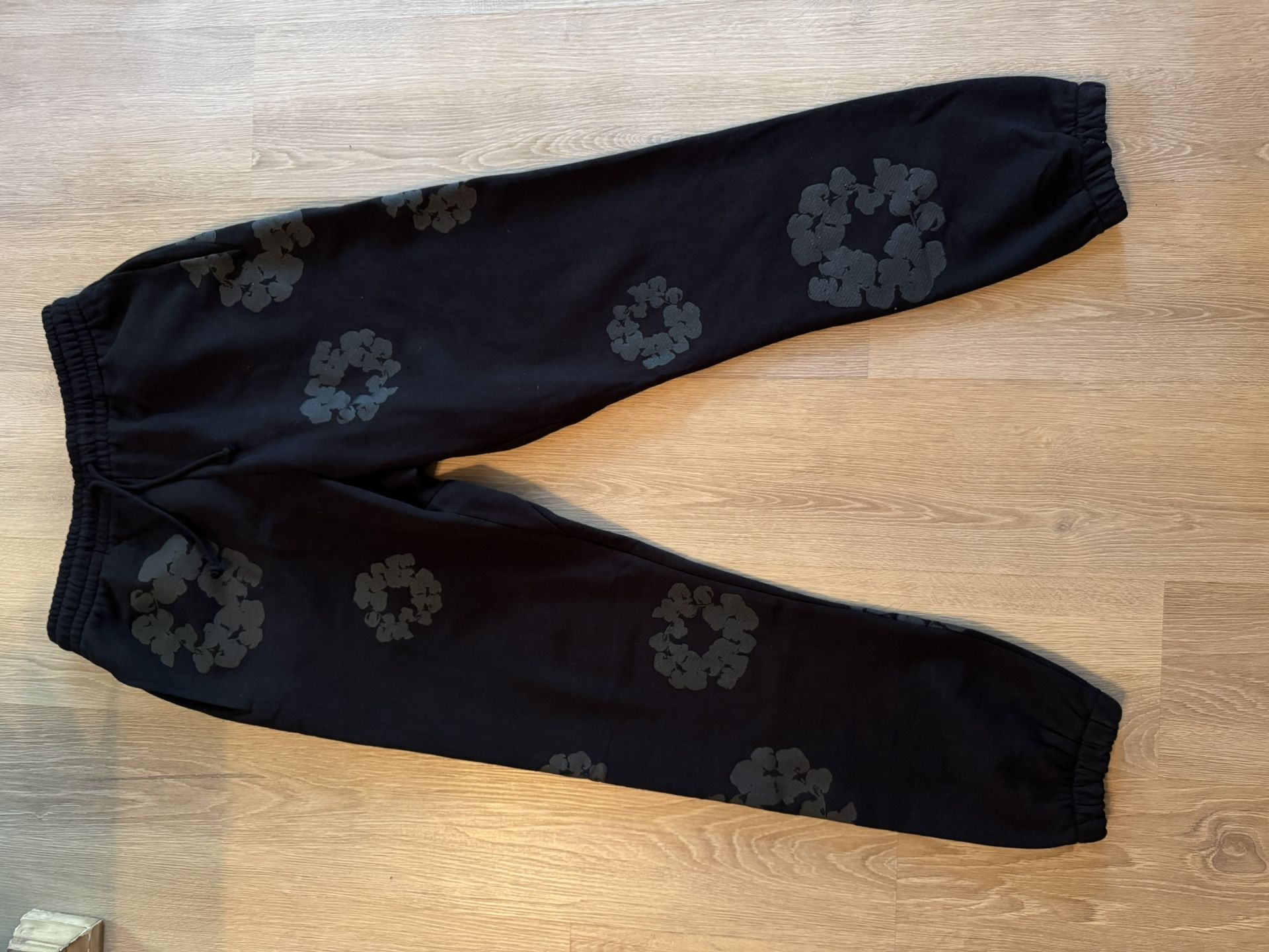 Denim Tear Sweatpants Black