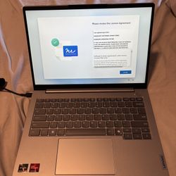 Laptop Lenovo ThinkBook 14 Series: ThinkBook 14  Gen 7, AMD Ryzen 5 753 HS, 8GB RAM, 256GB SSD, Flawless