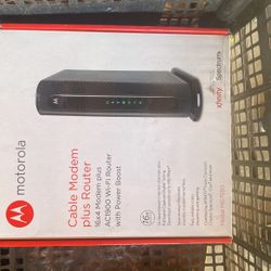 Motorola Cable modem plus route 16x4 