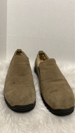 Men’s UGG Sheepskin Vibram Size 11 Tan Suede Slip On Loafer Suede Shoes 5145