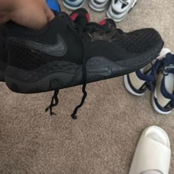 Nike Running Shoes 6y
