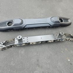 18 - 23 Jeep Wrangler JL

Unlimited Rubicon Front Bumper Assembly 