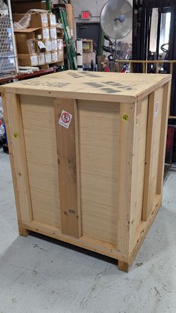Wood Crate Pallet 39x39x50 Super Heavy Strong New