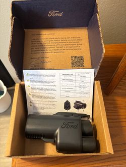 NACS to CCS1 Fast Charging Adapter