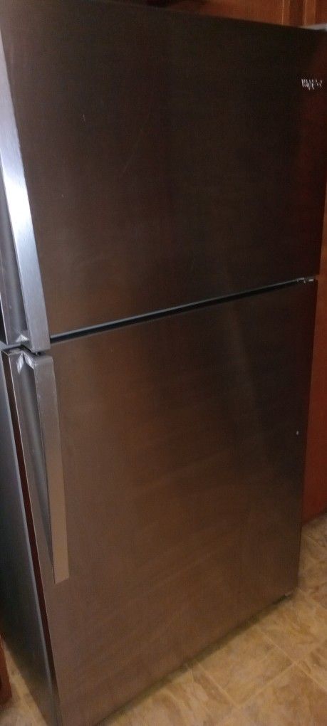 Whirlpool Top Freezer Bottom Refrigerator