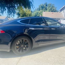 2013 Tesla Model S 