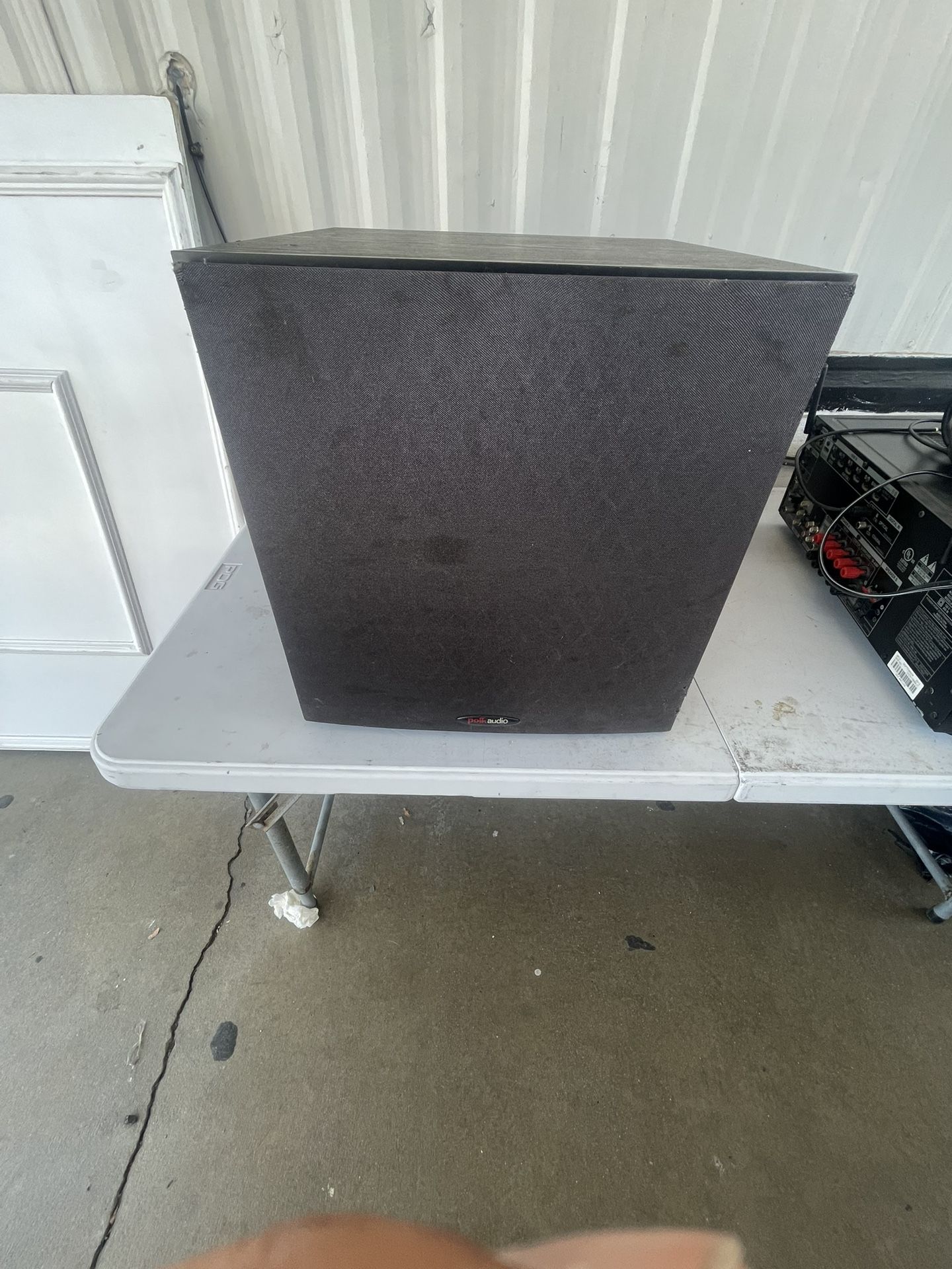 Subwoofer and speakers