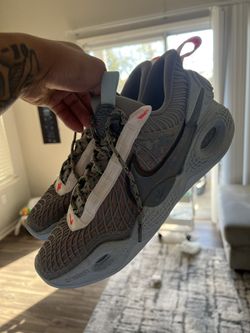 Nike basketball shoes - Cosmic unity 