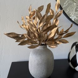 Vase And Flower Decor 