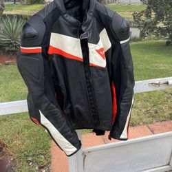 Men’s Dainese Superior Leather Motorcycle Jacket