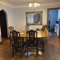 Amish Made Dining Table With 6 Chairs 