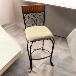 Vintage Unused Bar Stool Pair – In‑Box for 15 Years, Industrial Retro Style $160 OBO