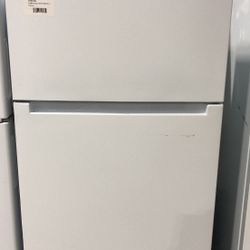 Vissani MDTF18WHR 18 cu. ft. Top Freezer Refrigerator CQ