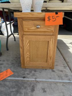 Little Cabinet With Drawer
