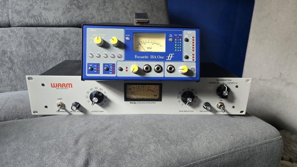 Focusrite ISA I,  Warm Audio WA-2A 