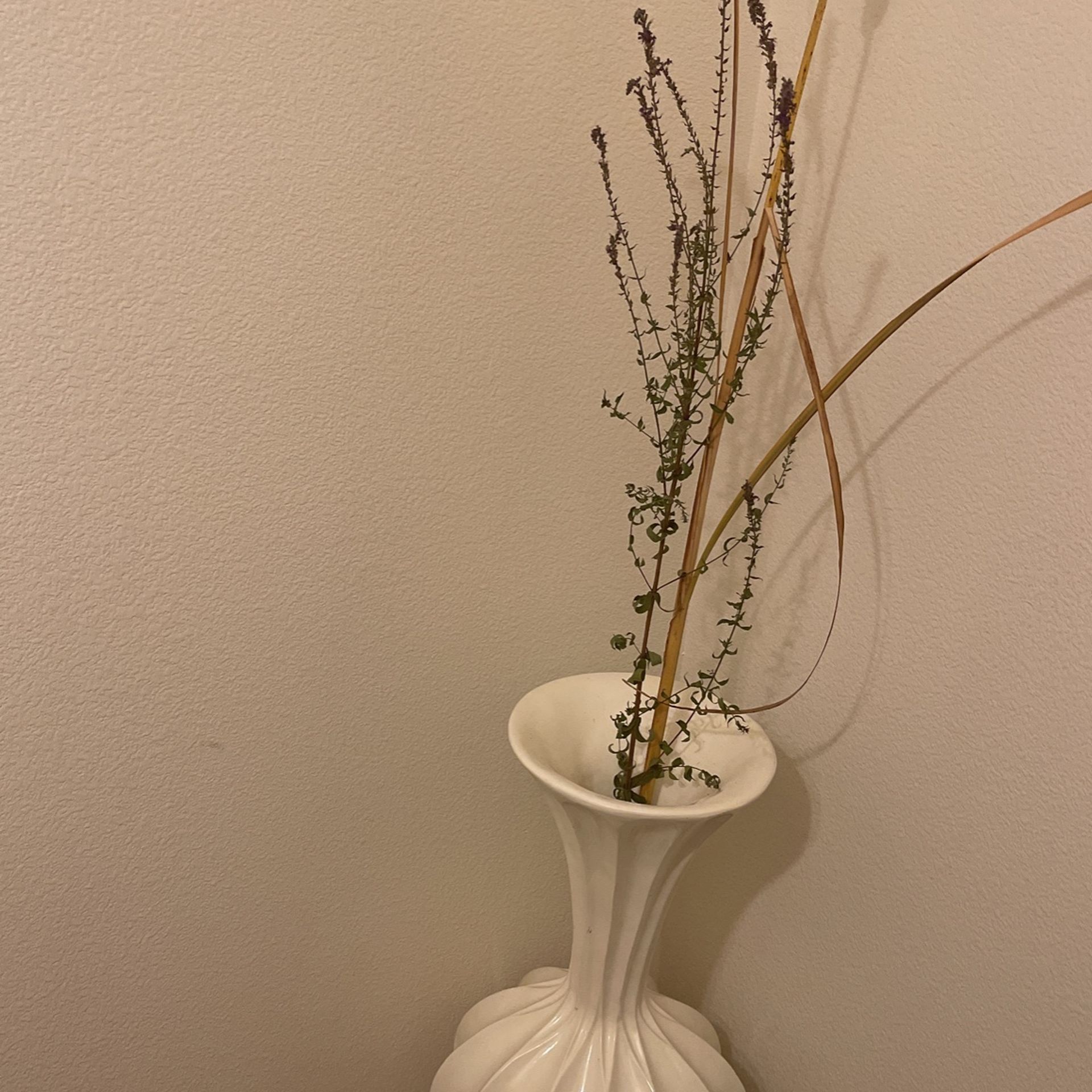 Big Flower Holder Vase
