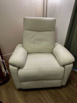 Comfy light beige recliner chair