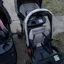 Single Stroller And Double Stroller 