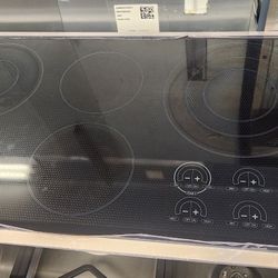 36"  Wolf Electric Cooktop 