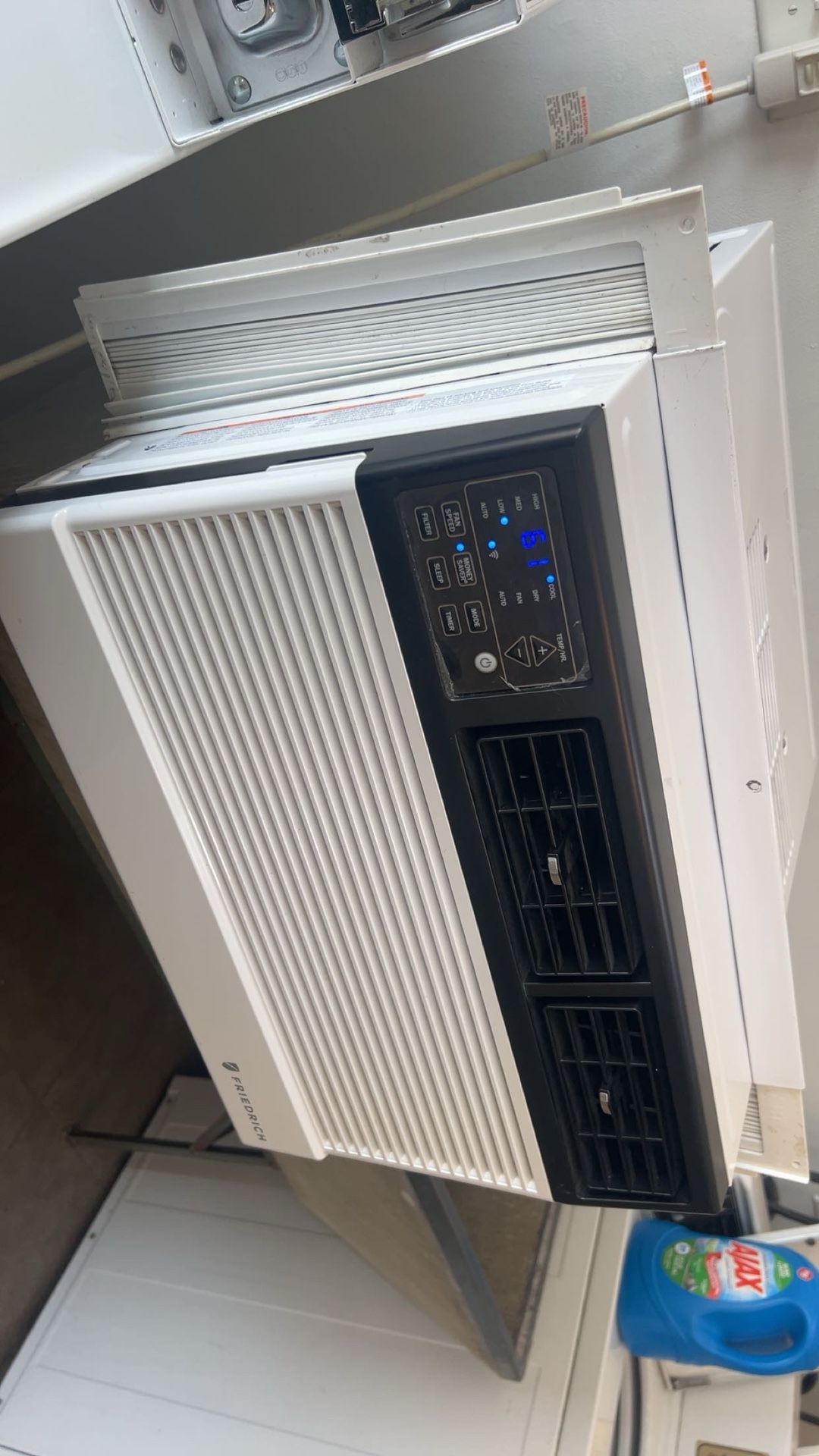 10000 BTU Ac Unit Like New New