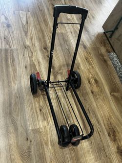 Boomer Stroller conversion for Car seat in airport. 