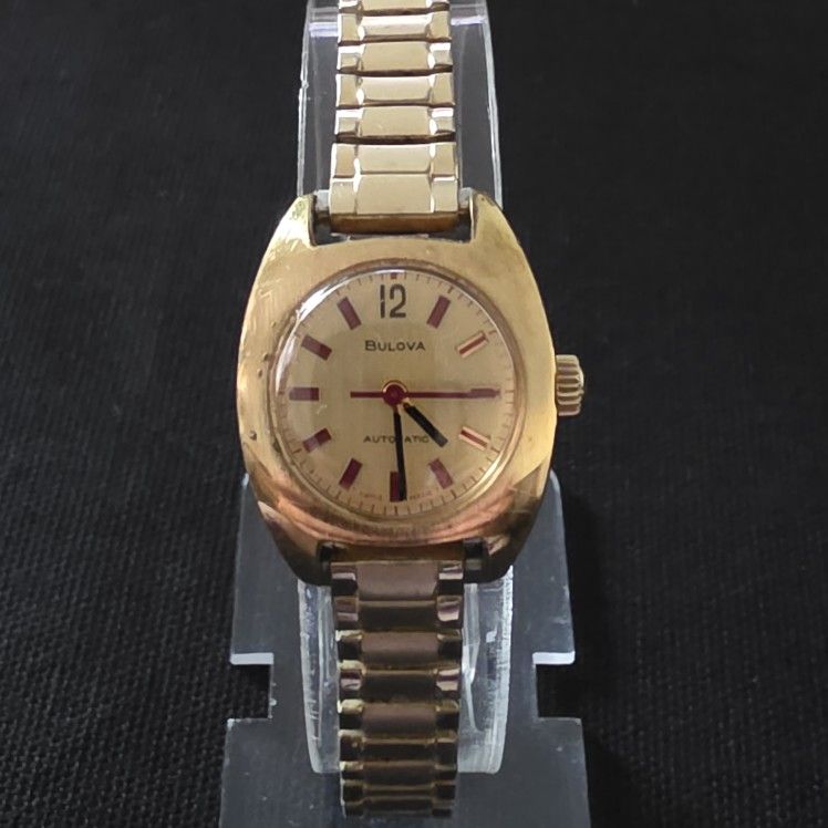 VTG 70's Bulova N4 Automatic 17J 7 BCAC 22mm Watch Gold Tone Red Markers Runs
