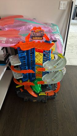 Ultimate hot wheel Garage