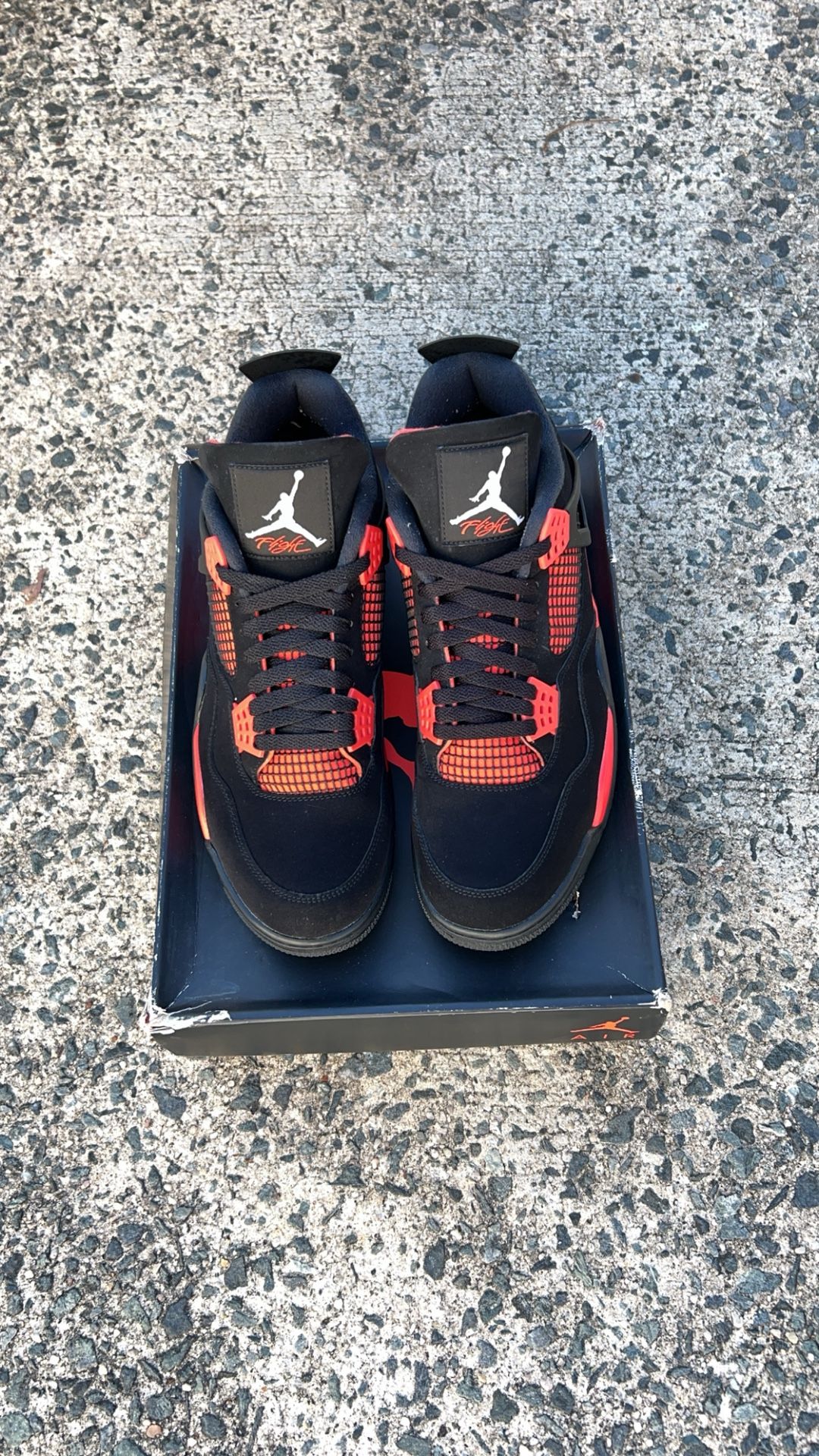 Air Jordan 4 Red Thunder 