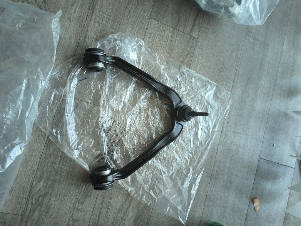 Front UpperColorBlack