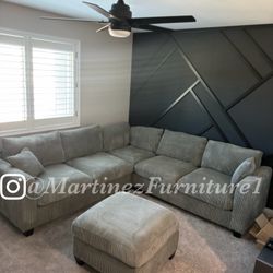 BRAND NEW GREY SECTIONAL SOFA COUCH WITH OTTOMAN INCLUDED 