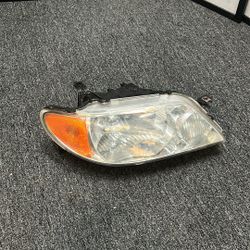 2001-2003 MAZDA PROTEGE FRONT RIGHT PASSENGER SIDE HEADLIGHT HEADLAMP  OEM