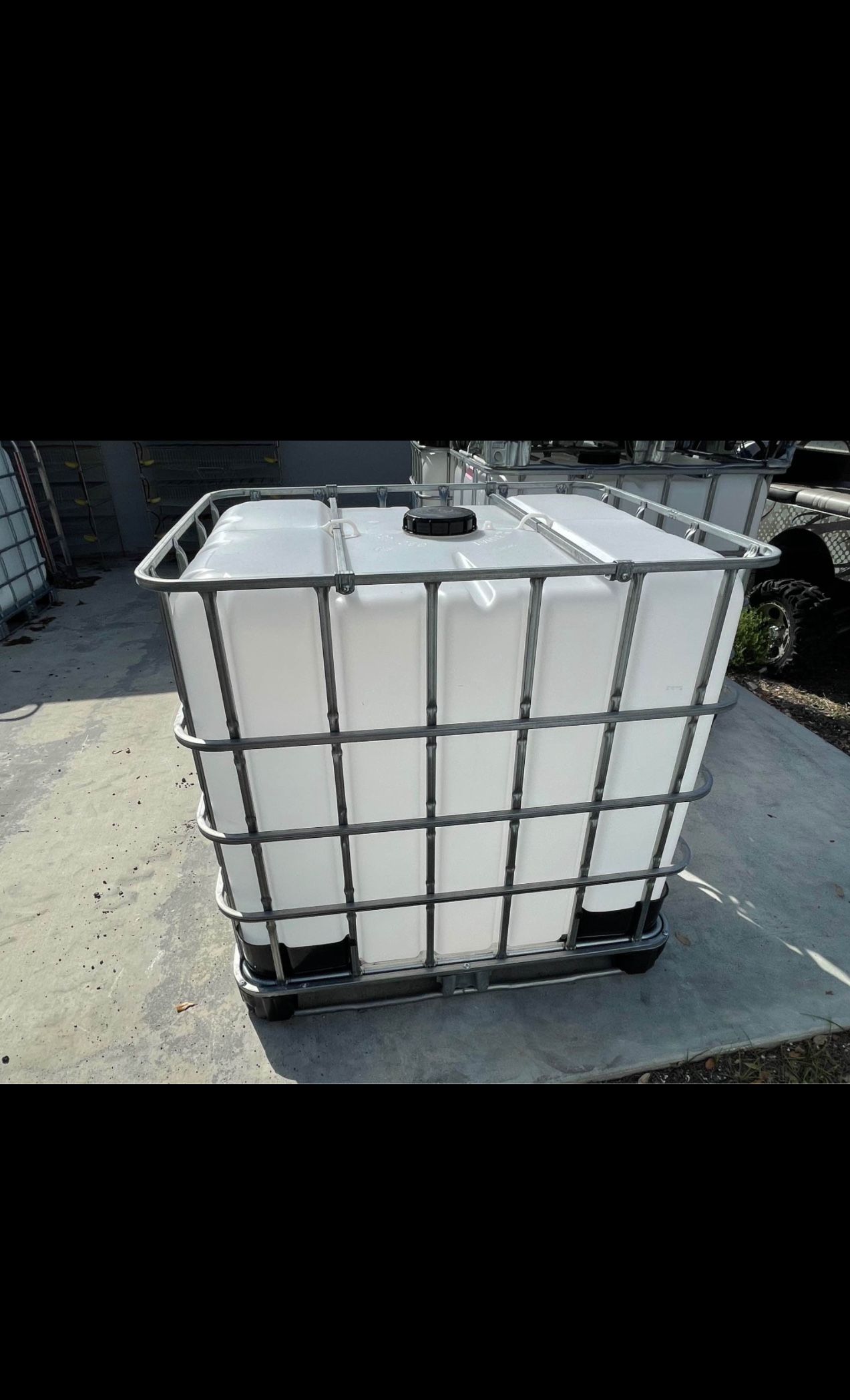 250 Gallon Water Tank