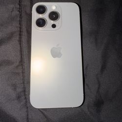 iPhone 15 Pro (UnLocked)