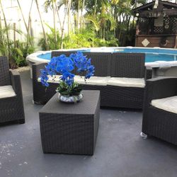 Sala de jardin nueva (Estrenar usted )