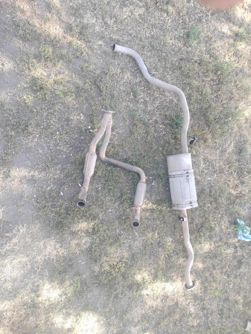 Chevy GMC P.U. V8 Exhaust 1999 Thru 2002