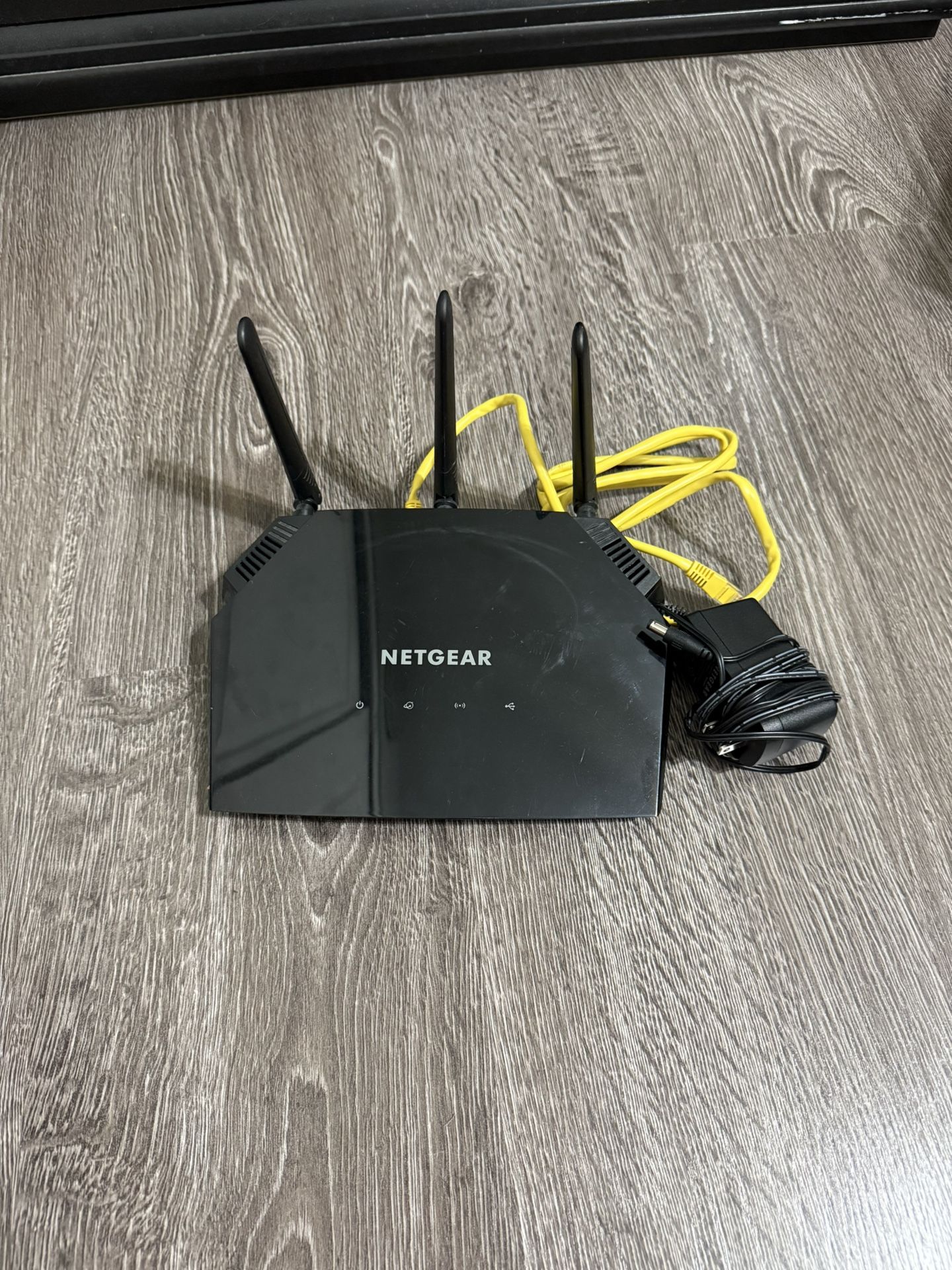 Netgear Smart WiFi Router