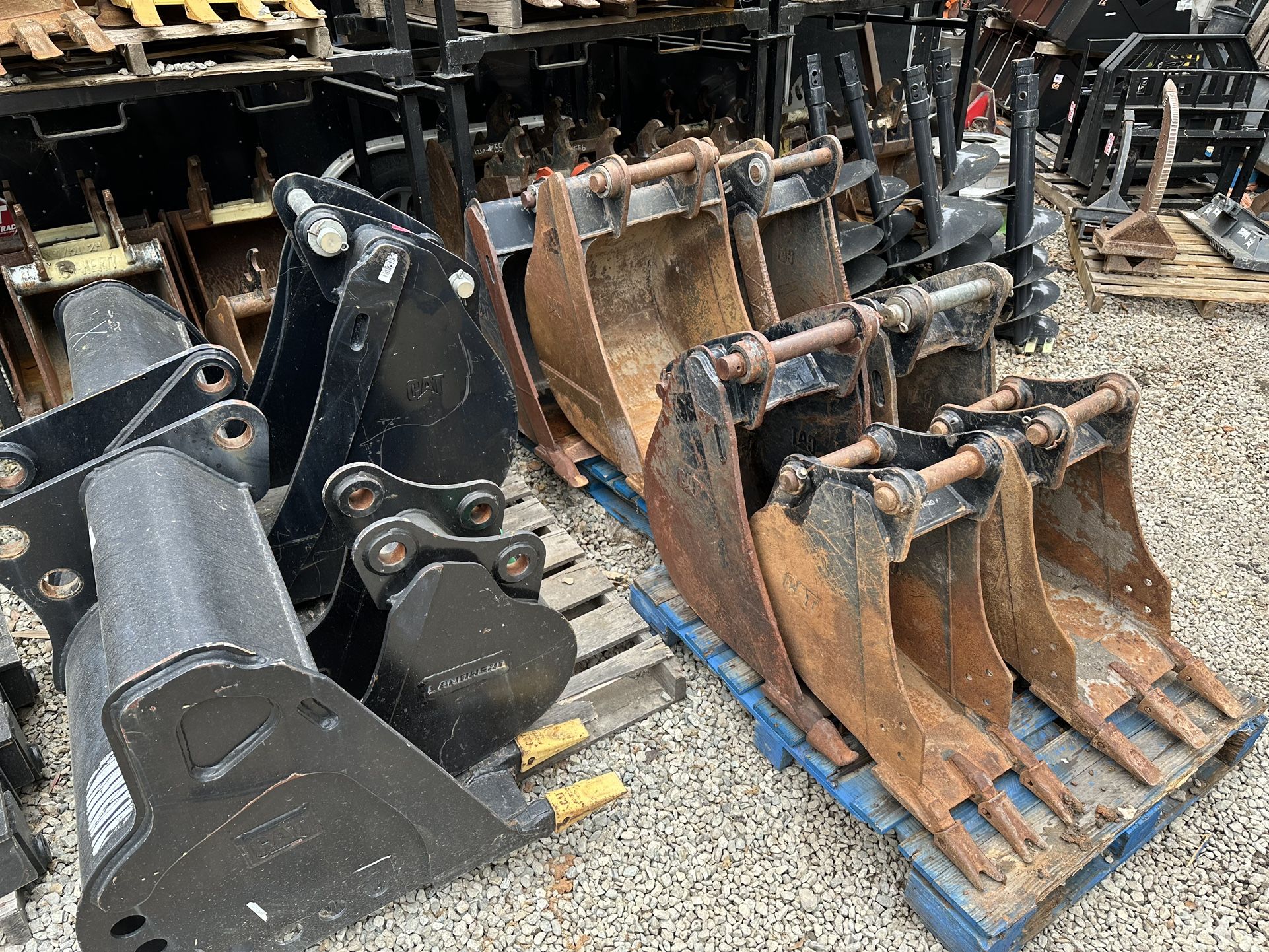 Caterpillar Backhoe Buckets