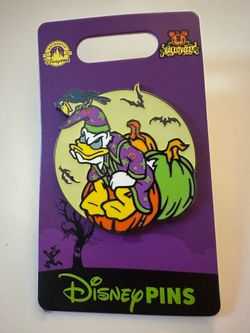 Disney Donald Duck collectors pin