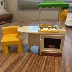 Little Tikes Kitchen Stove & Chair For Dollhouse $15  