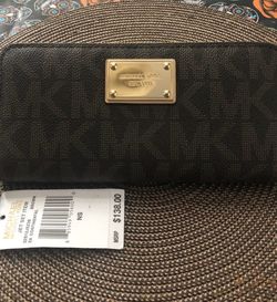 Michael Kors wallet